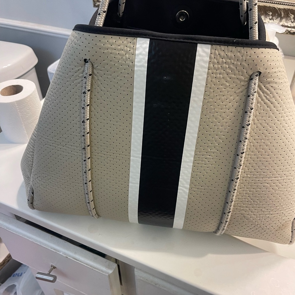 HAUTE SHORE Tan and Black Tote Bag